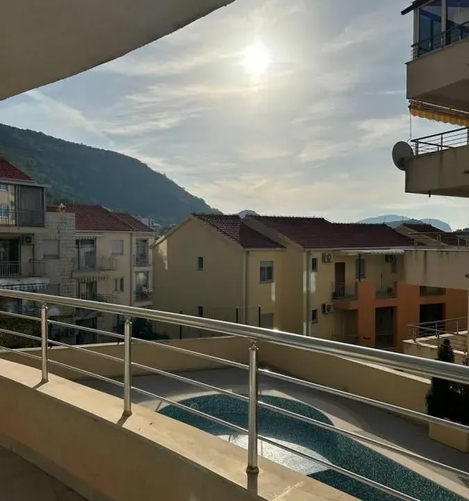 Sale, two bedroom apartment, 105m², Petrovac, Budva