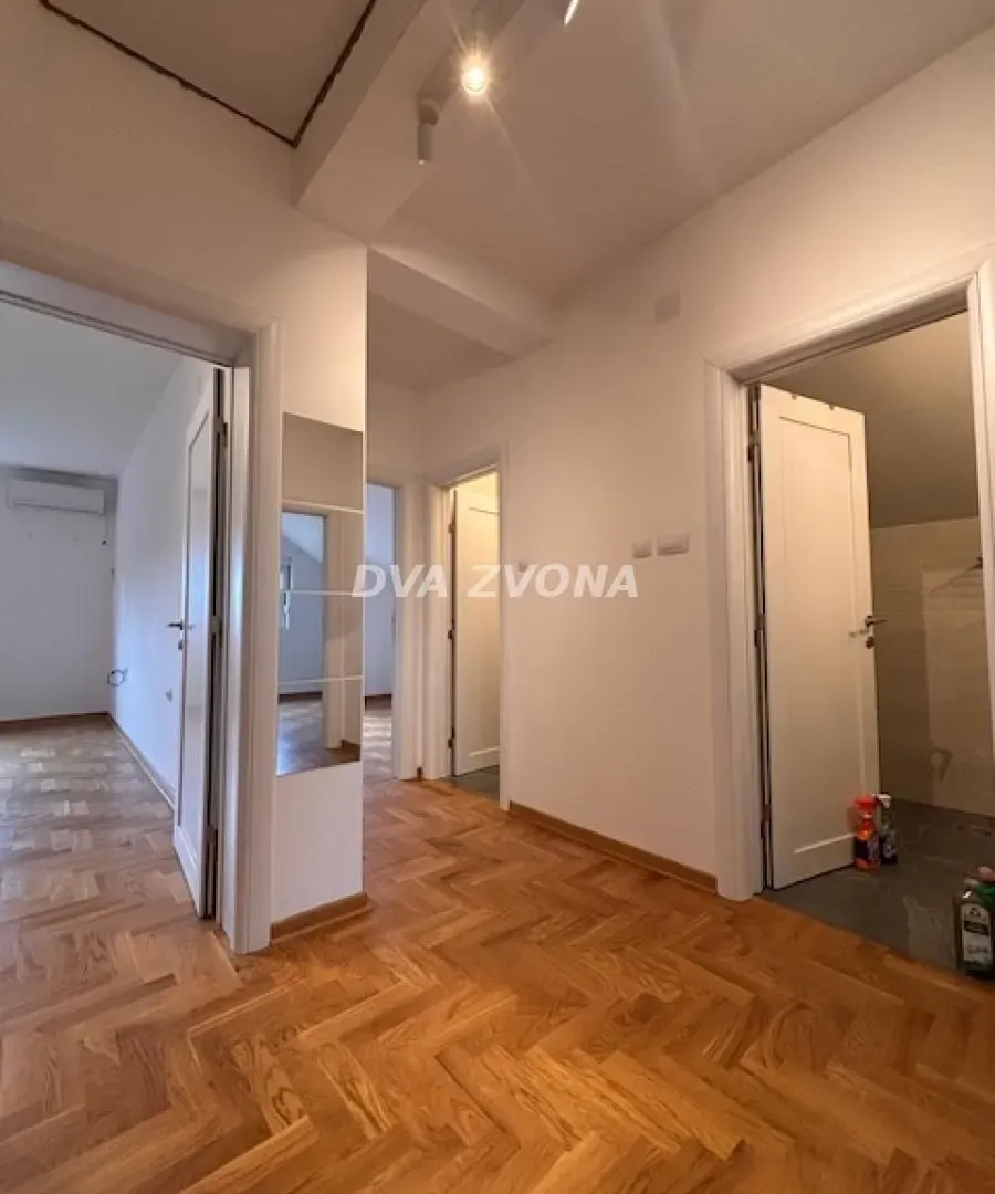 Prodaja, kuća, 151m², Čortanovci, Inđija