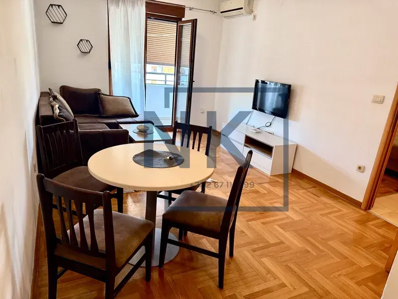 Rent, one bedroom apartment, 45m², Stari Aerodrom, Podgorica