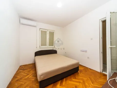 Izdavanje, dvosoban stan, 68m², Stari Aerodrom, Podgorica - image 9