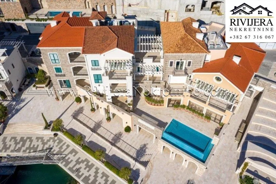 Sale, two bedroom apartment, 80m², Luštica Bay, Tivat