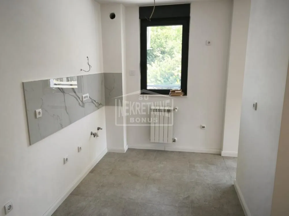Rent, office space, 81m², Centar, Subotica