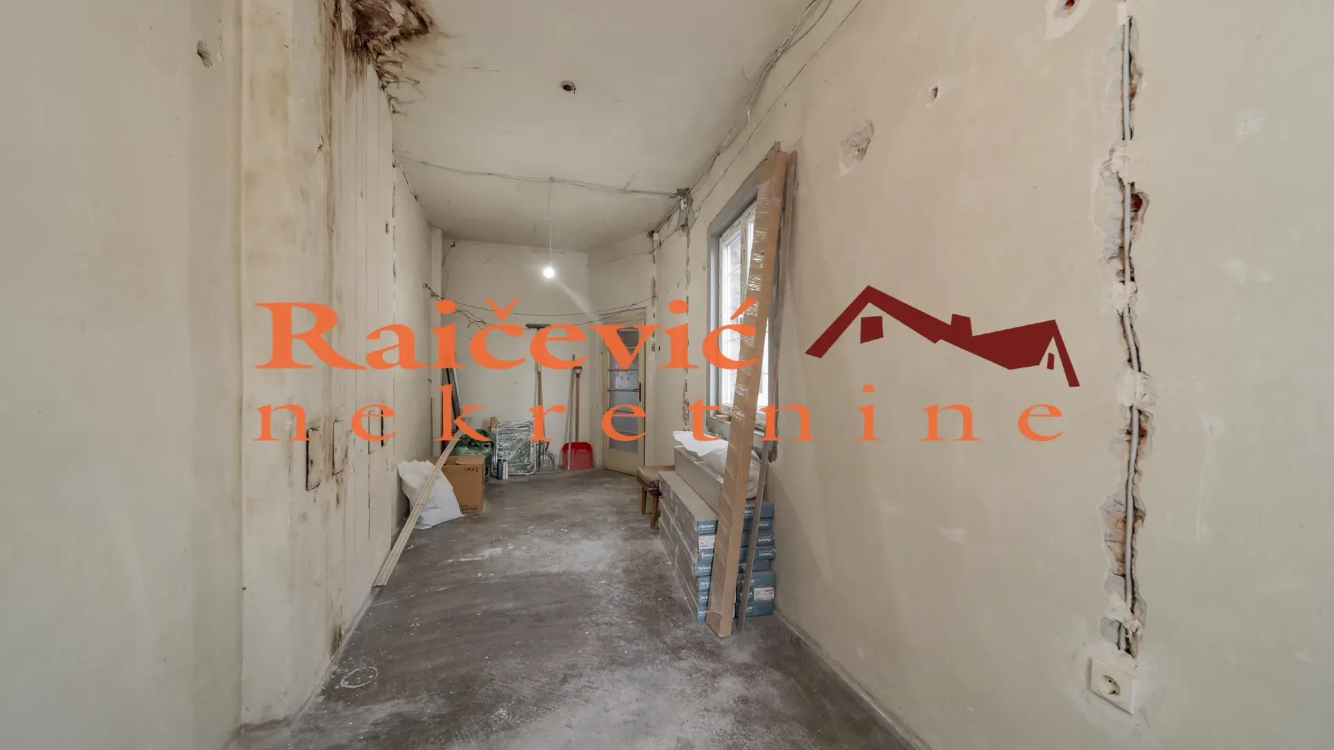 Prodaja, trosoban stan, 77m², Stari Grad, Beograd