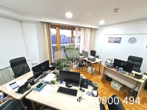 Izdavanje, poslovni prostor, 1300m², Slavija, Vračar Sve Podlokacije - image 6