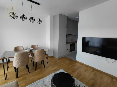 Rent, two bedroom apartment, 58m², Novi Sad, Srbija - image 5