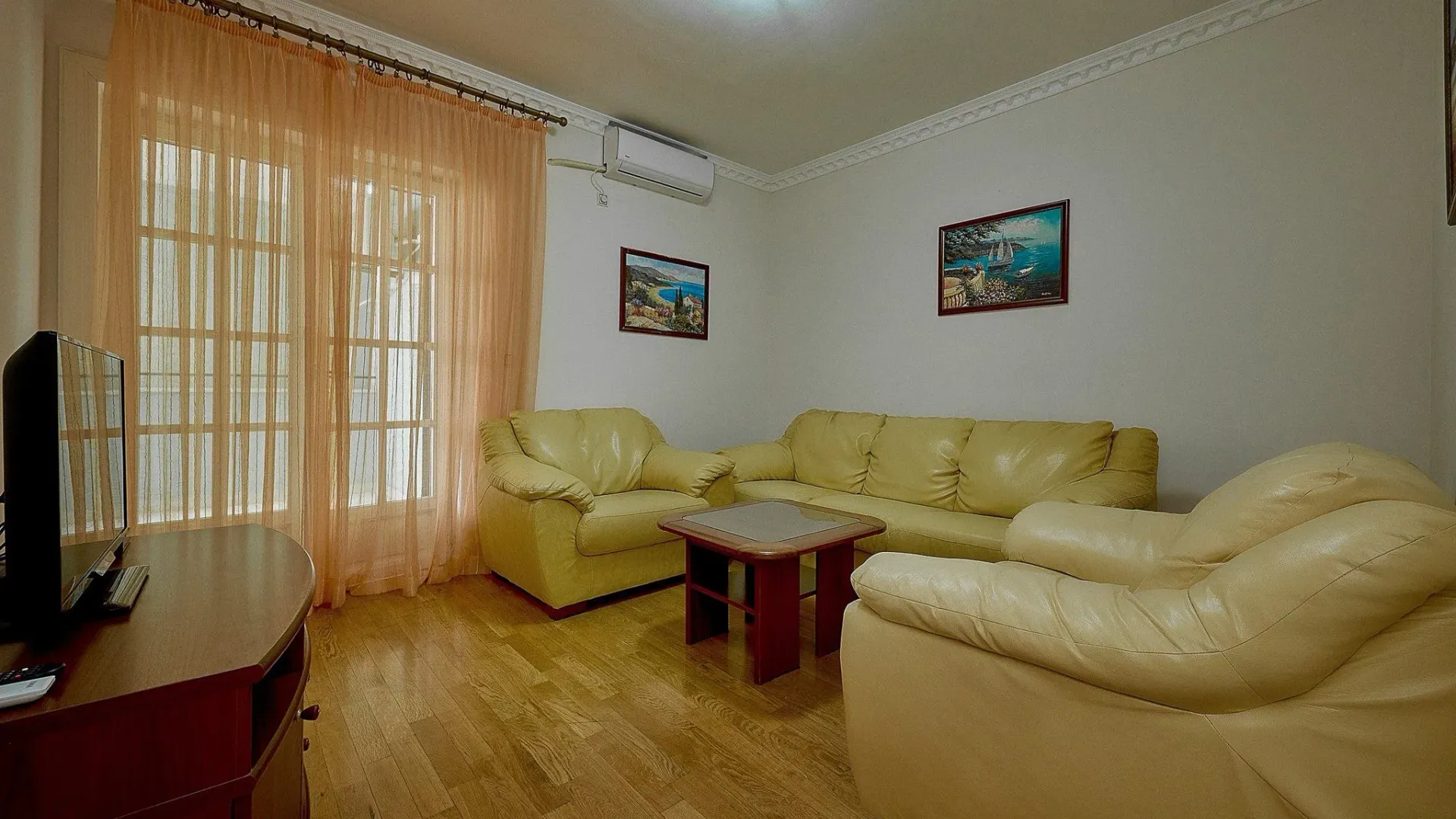 Sale, four bedroom apartment, 89m², Sveti Stefan, Budva