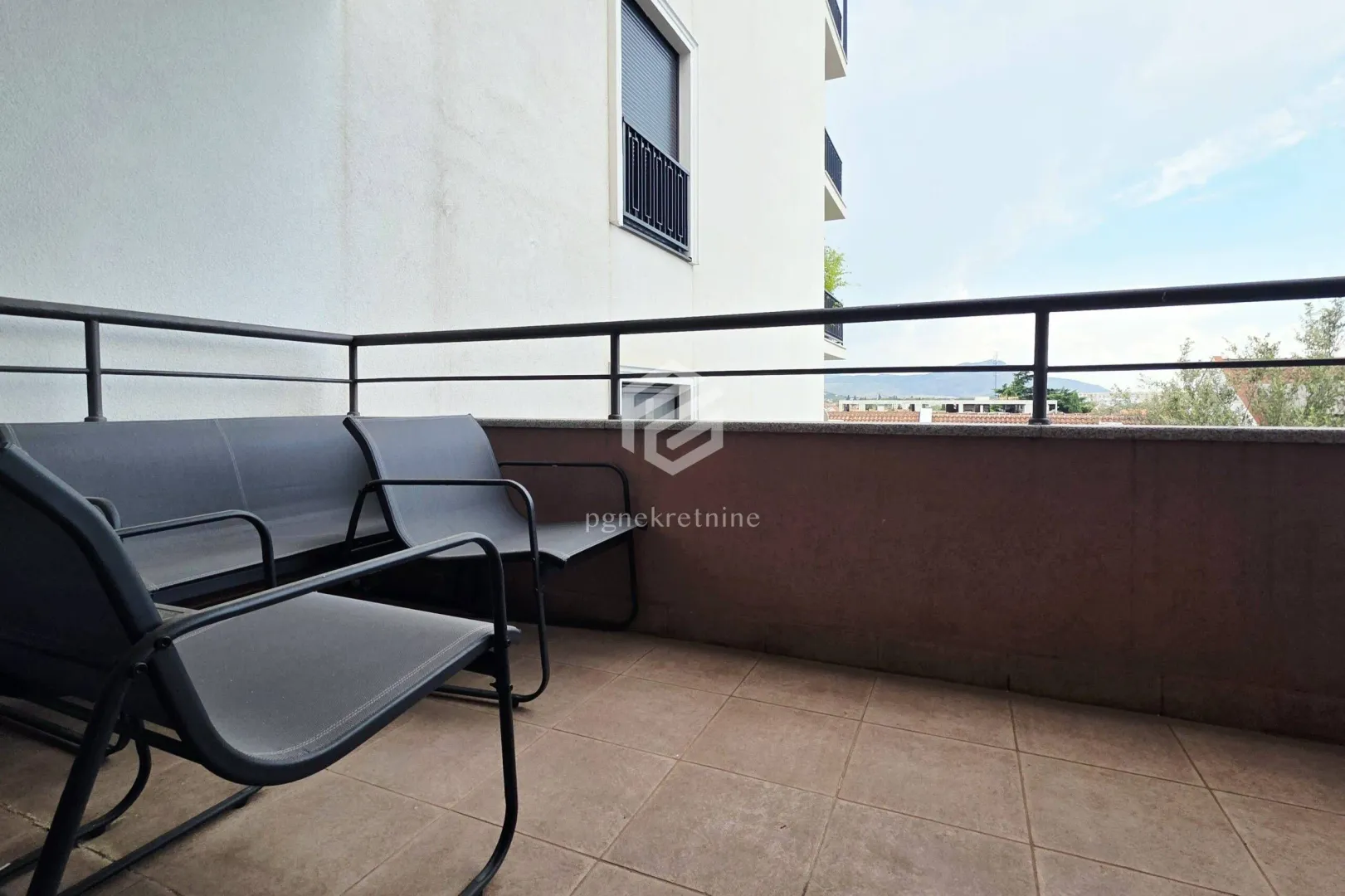 Rent, two bedroom apartment, 125m², Gorica C, Podgorica
