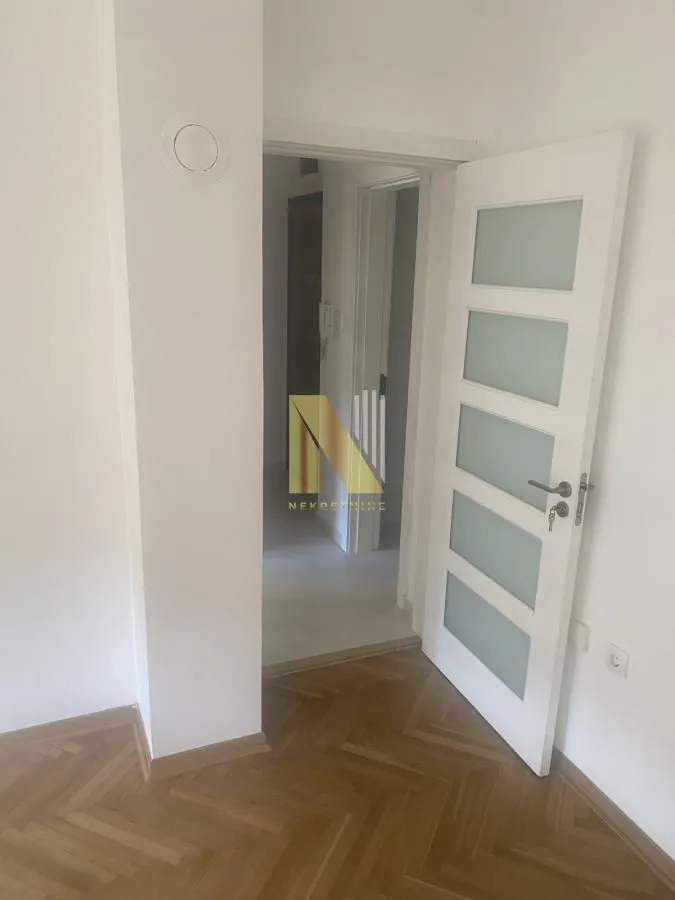 Prodaja, dvosoban stan, 40m², Sajmište, Novi Sad