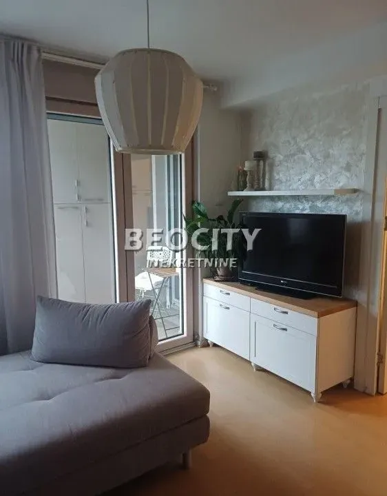 Rent, two bedroom apartment, 50m², Centar, Novi Sad