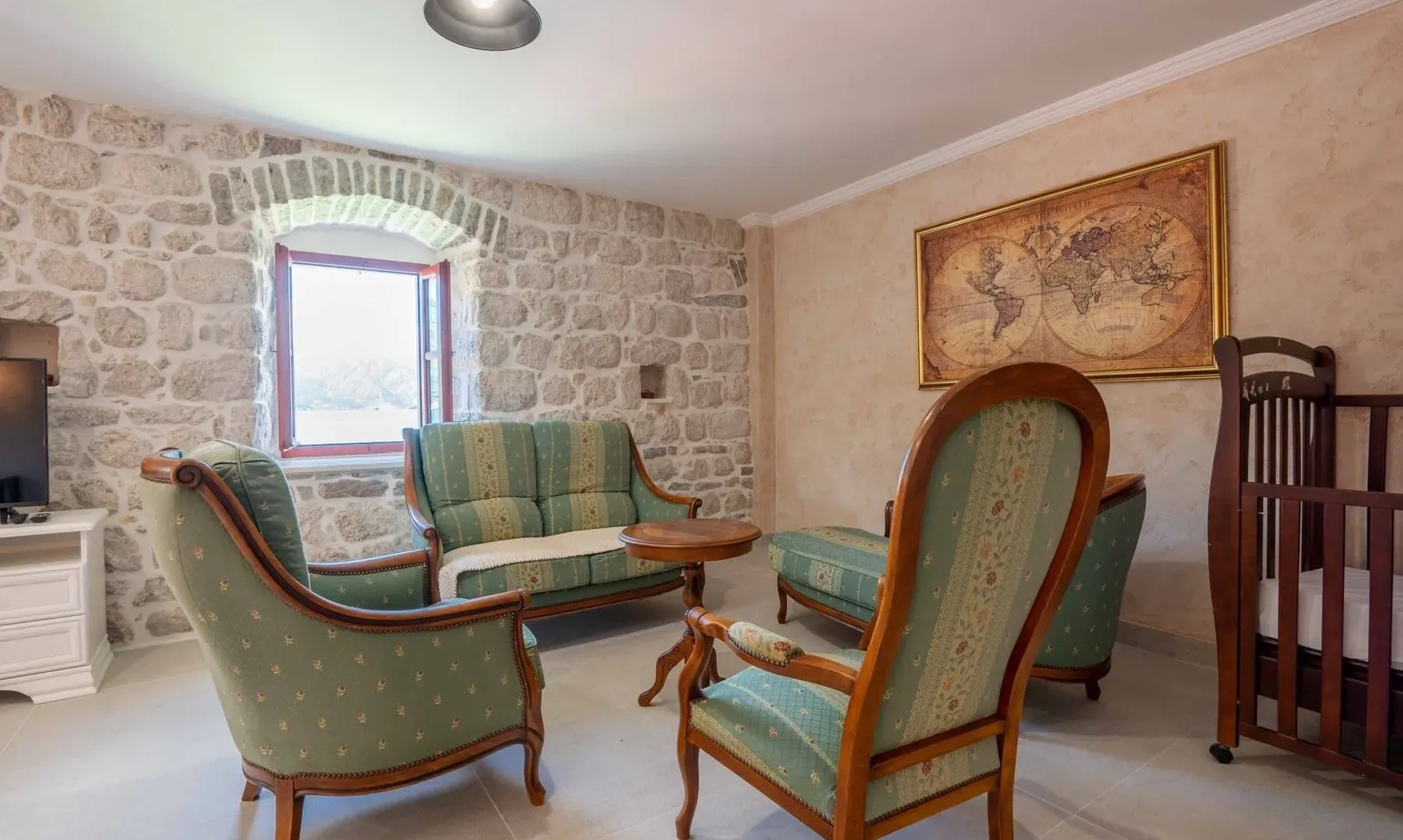 Sale, house, 415m², Dobrota, Kotor