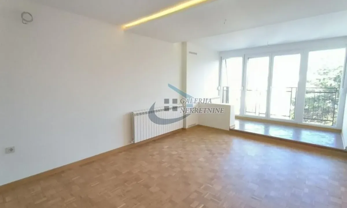 Prodaja, dvosoban stan, 70m², Novi Beograd Blok 45, Novi Beograd Sve Podlokacije