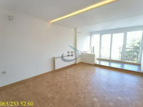 Sale, two bedroom apartment, 70m², Novi Beograd Blok 45, Novi Beograd Sve Podlokacije