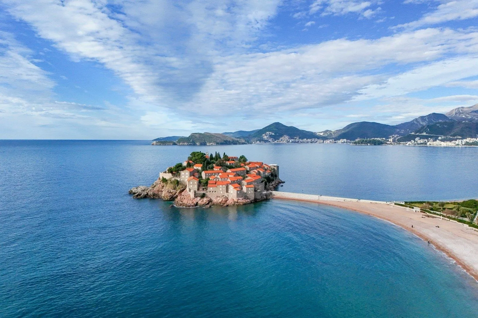 Sale, four bedroom apartment, 131m², Sveti Stefan, Budva