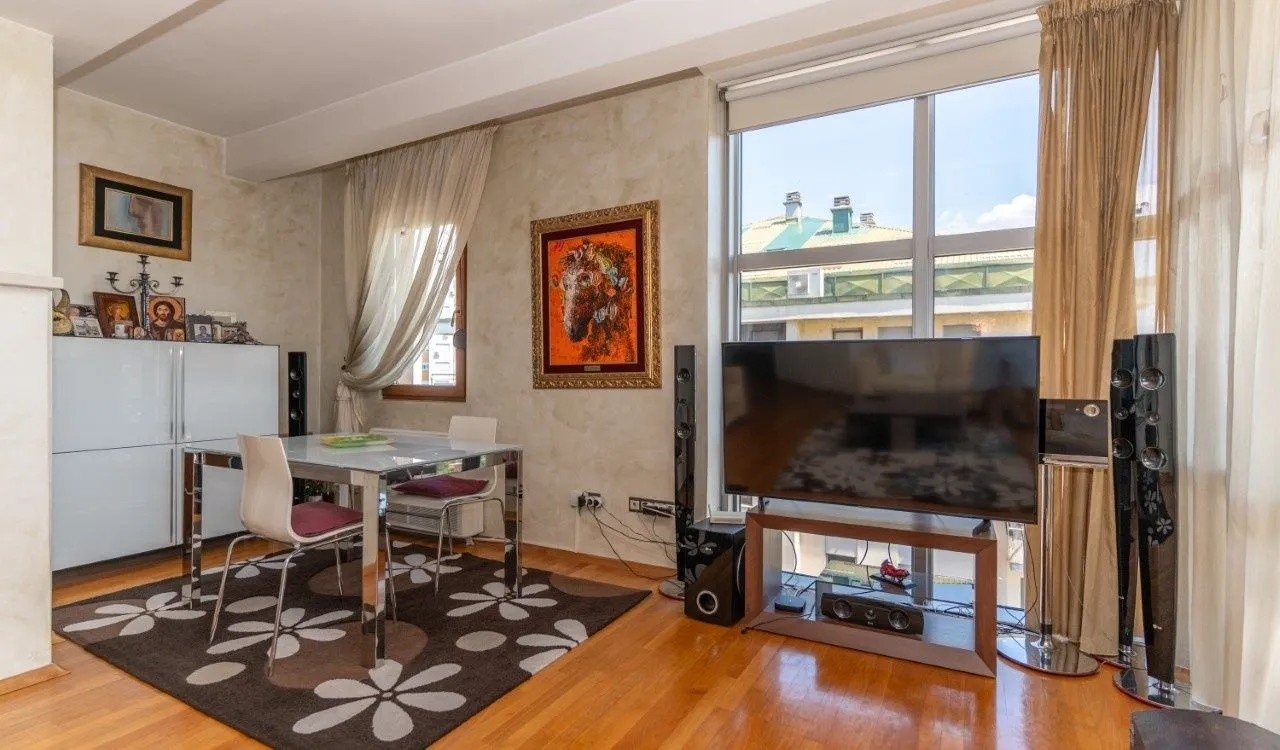 Prodaja, dvosoban stan, 82m², Momišići, Podgorica