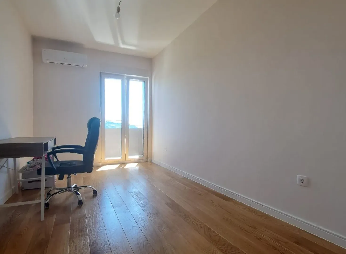 Rent, two bedroom apartment, 69m², Central Point, Podgorica
