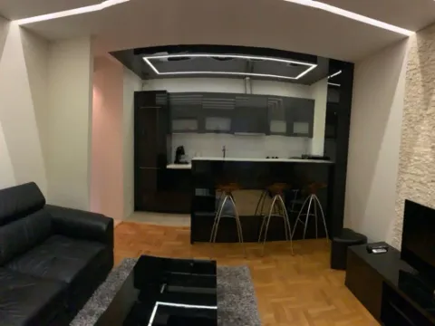 Prodaja, jednosoban stan, 44m², Stari Aerodrom, Podgorica
