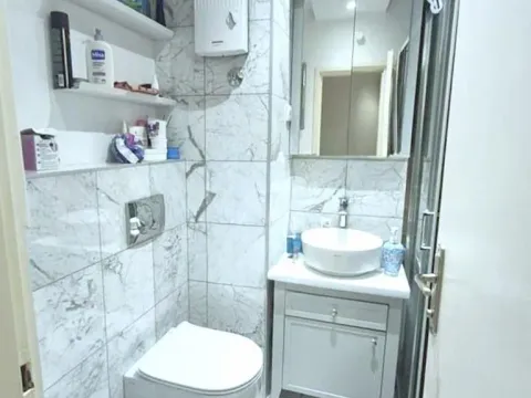 Izdavanje, trosoban stan, 96m², Banovo Brdo, Beograd - image 9