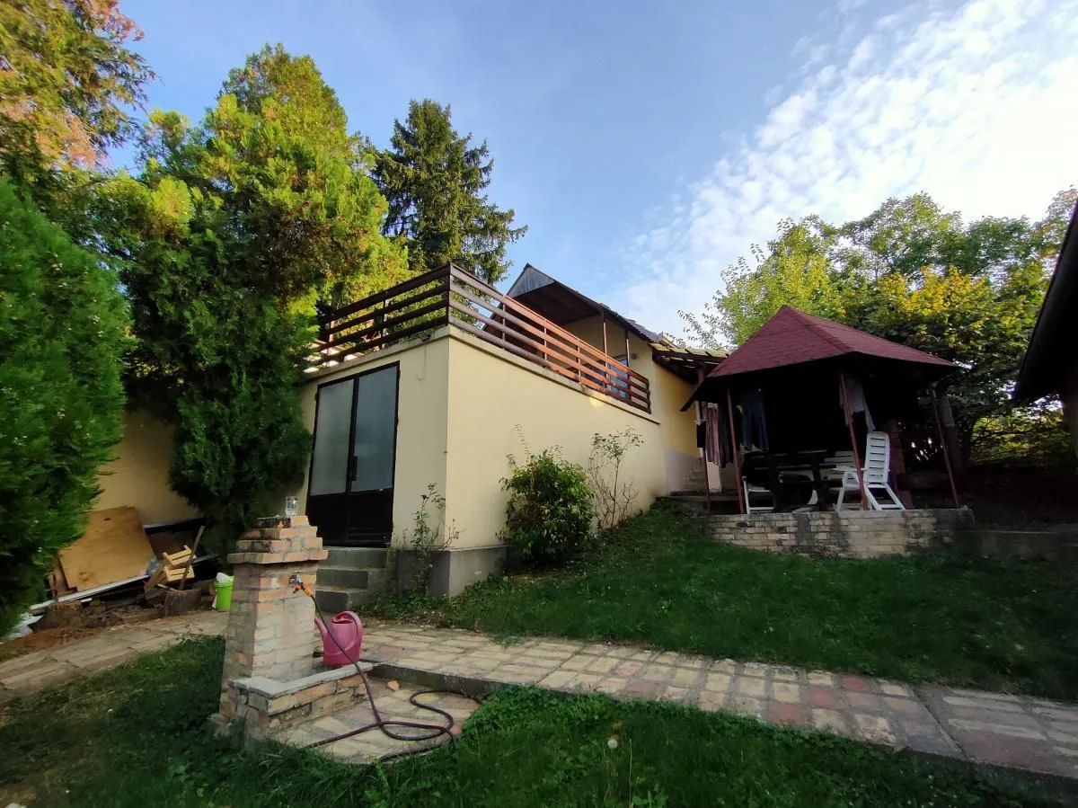 Prodaja, kuća, 180m², Sremska Kamenica, Petrovaradin