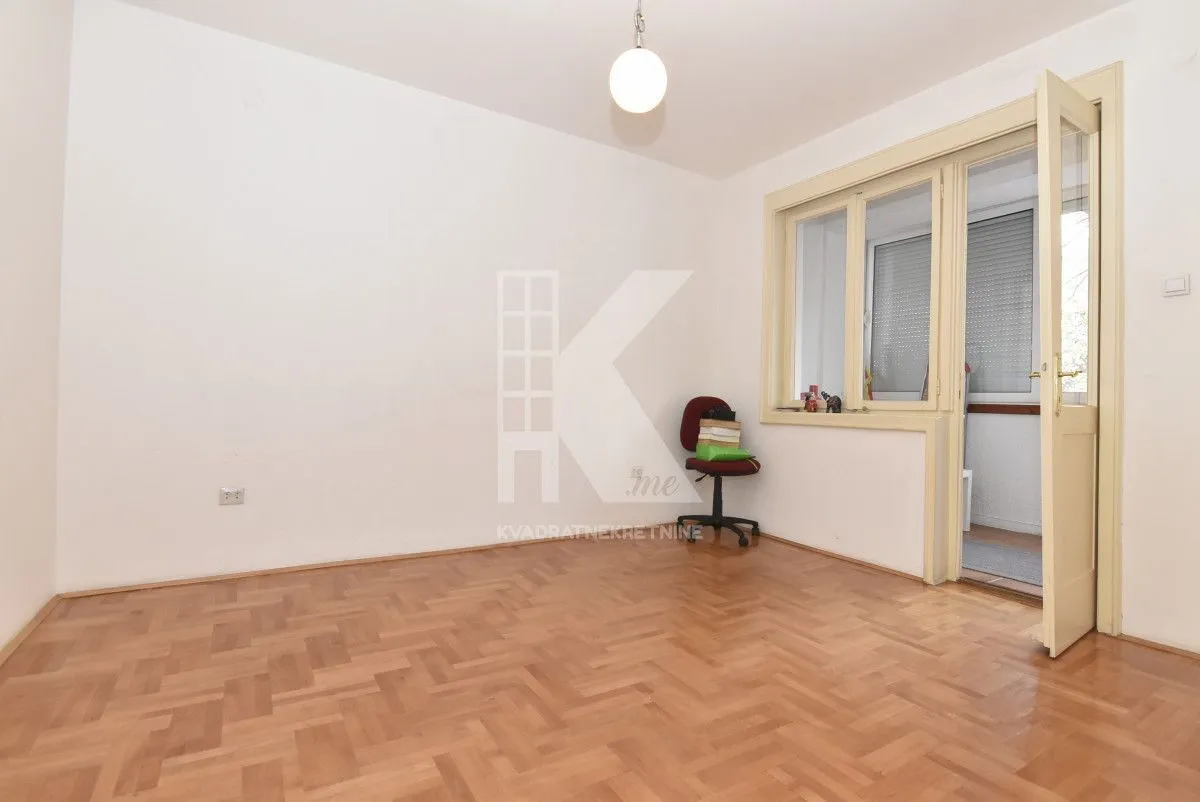 Rent, one bedroom apartment, 40m², Centar, Podgorica