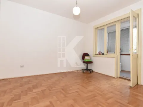 Rent, one bedroom apartment, 40m², Centar, Podgorica - image 1
