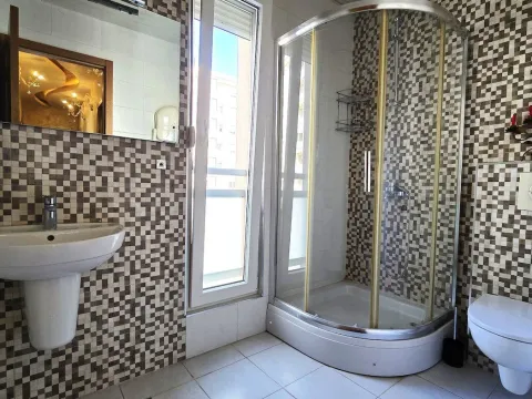 Rent, apartment, 98m², City Kvart, Podgorica - image 20