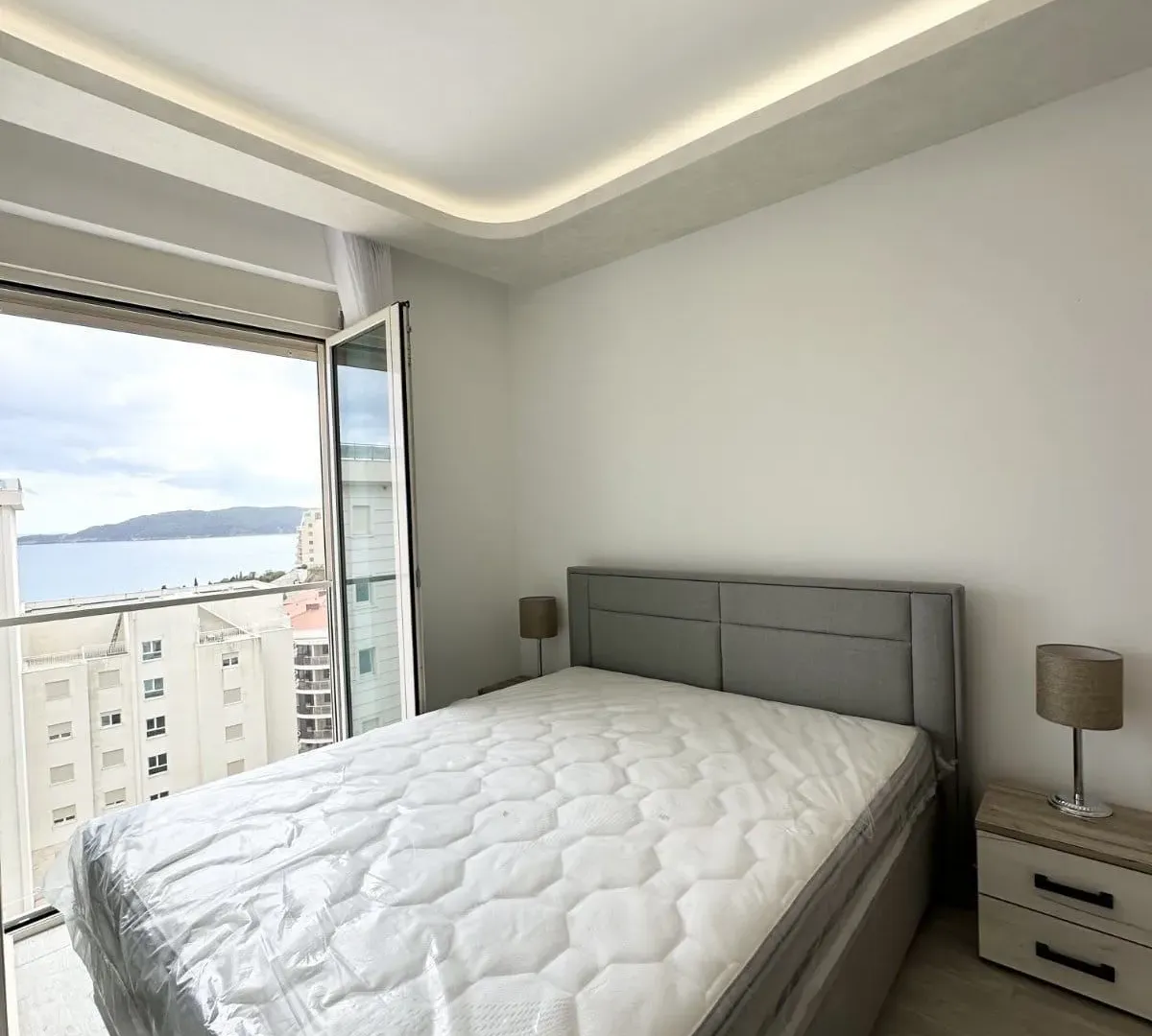 Prodaja, dvosoban stan, 74m², Bečići, Budva