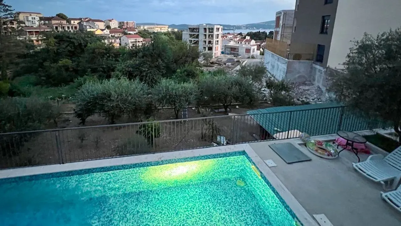 Sale, one bedroom apartment, 53m², Mažina, Tivat