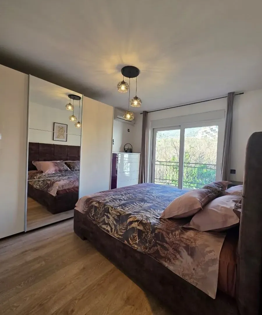 Sale, four bedroom apartment, 107m², Bečići, Budva