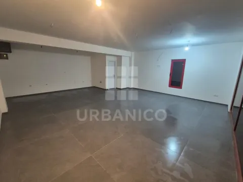 Izdavanje, poslovni prostor, 54m², Vezirov Most, Podgorica - image 3