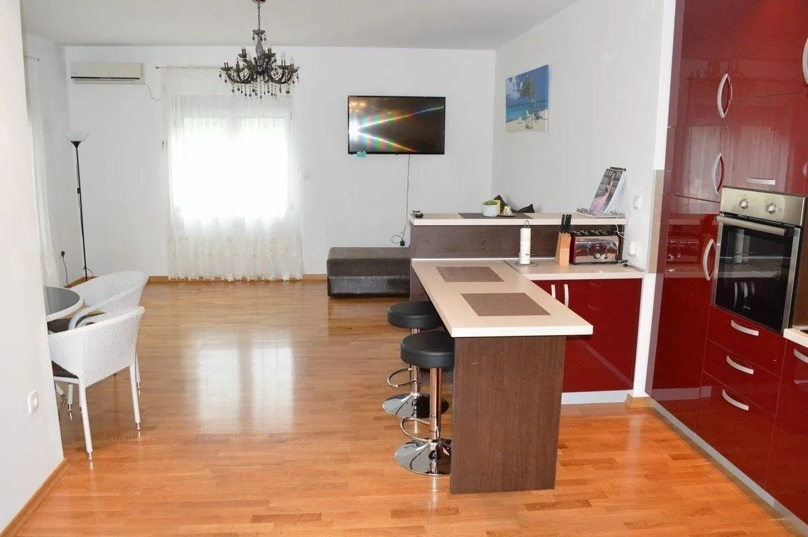 Sale, apartment, 75m², Rafailovići, Budva