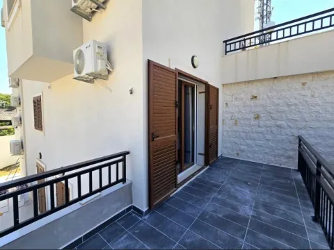 Izdavanje, jednosoban stan, 50m², Centar, Tivat - image 8