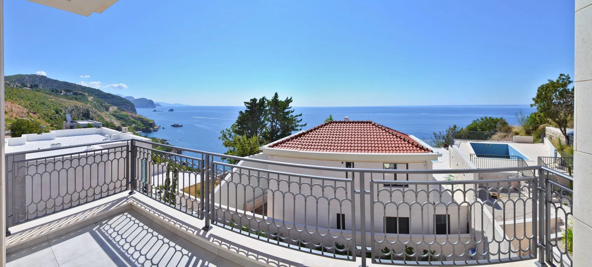 Prodaja, kuća, 270m², Reževići, Budva