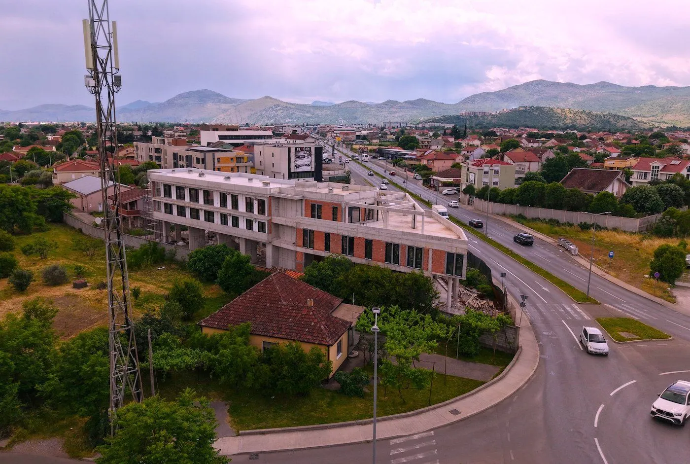 Rent, office space, 2000m², Donja Gorica, Podgorica