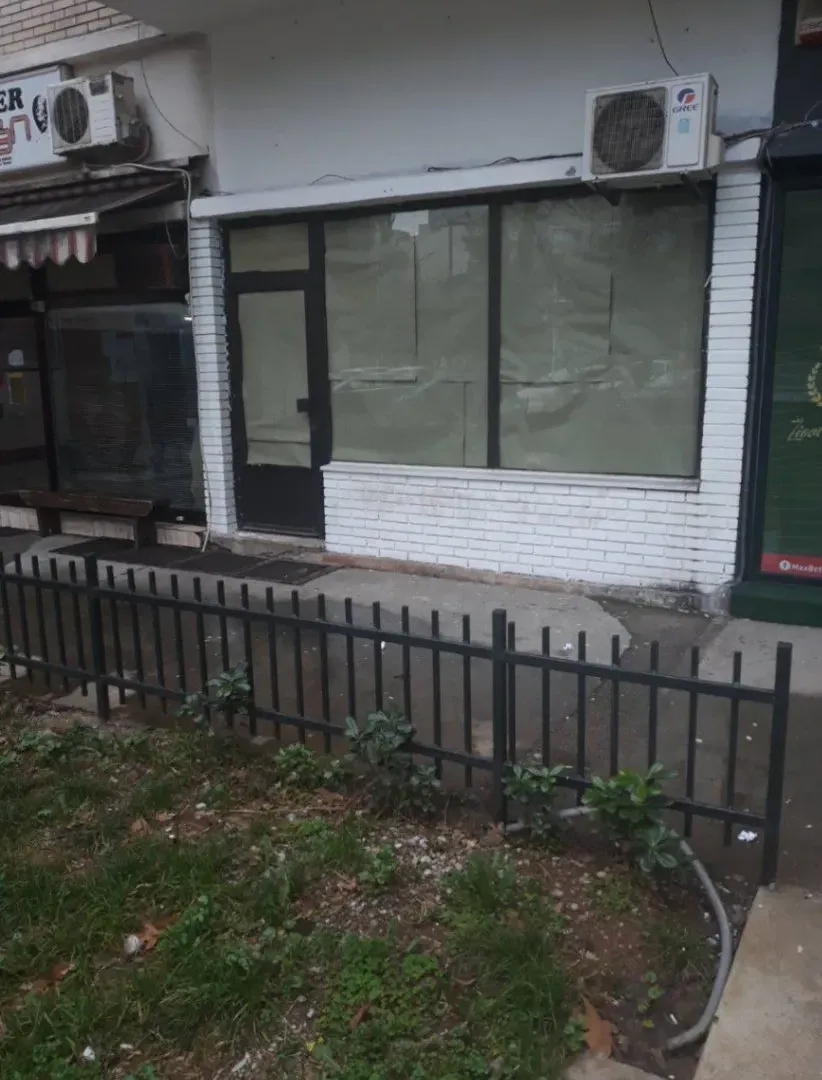 Prodaja, poslovni prostor, 49m², Autobuska stanica, Podgorica