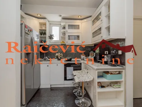 Prodaja, trosoban stan, 85m², Lekino Brdo, Voždovac Sve Podlokacije - image 7