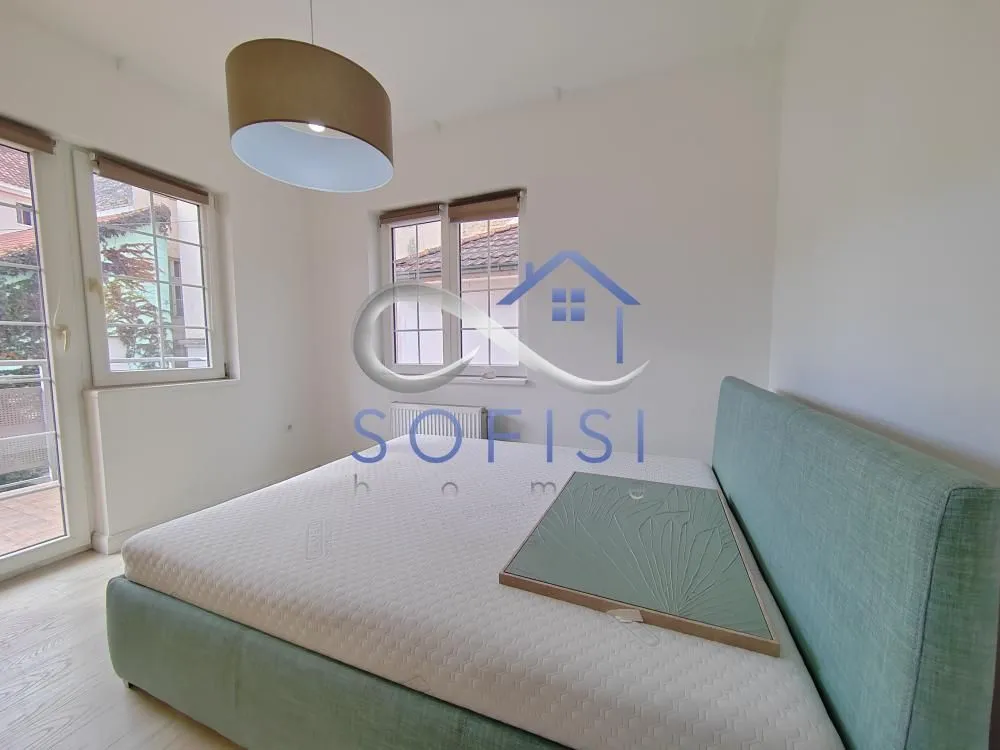Izdavanje, trosoban stan, 70m², Centar, Novi Sad