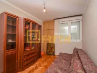 Izdavanje, trosoban stan, 100m², Centar, Podgorica - image 10