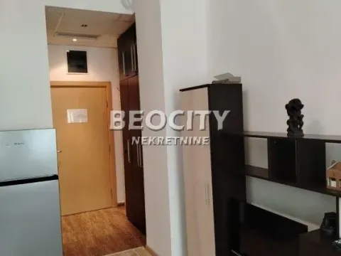 Izdavanje, stan, 24m², Novo naselje, Novi Sad - image 4