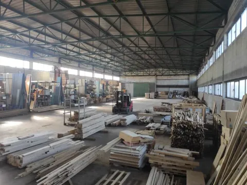 Izdavanje, poslovni prostor, 2160m², Borča 1, Borča Sve Podlokacije - image 3