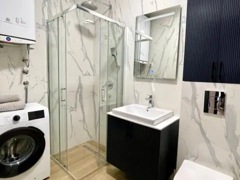 Izdavanje, dvosoban stan, 60m², Gorica C, Podgorica - image 15