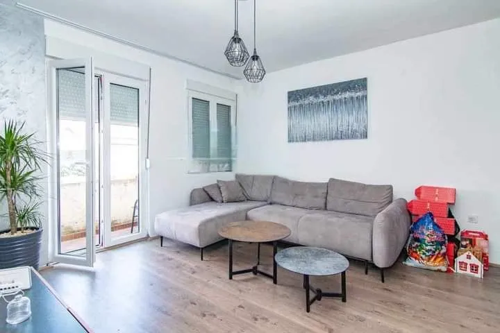 Sale, house, 160m², Zabjelo, Podgorica