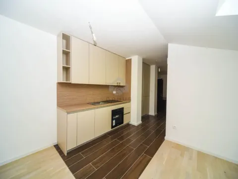 Prodaja, jednosoban stan, 54m², Tološi, Podgorica - image 4