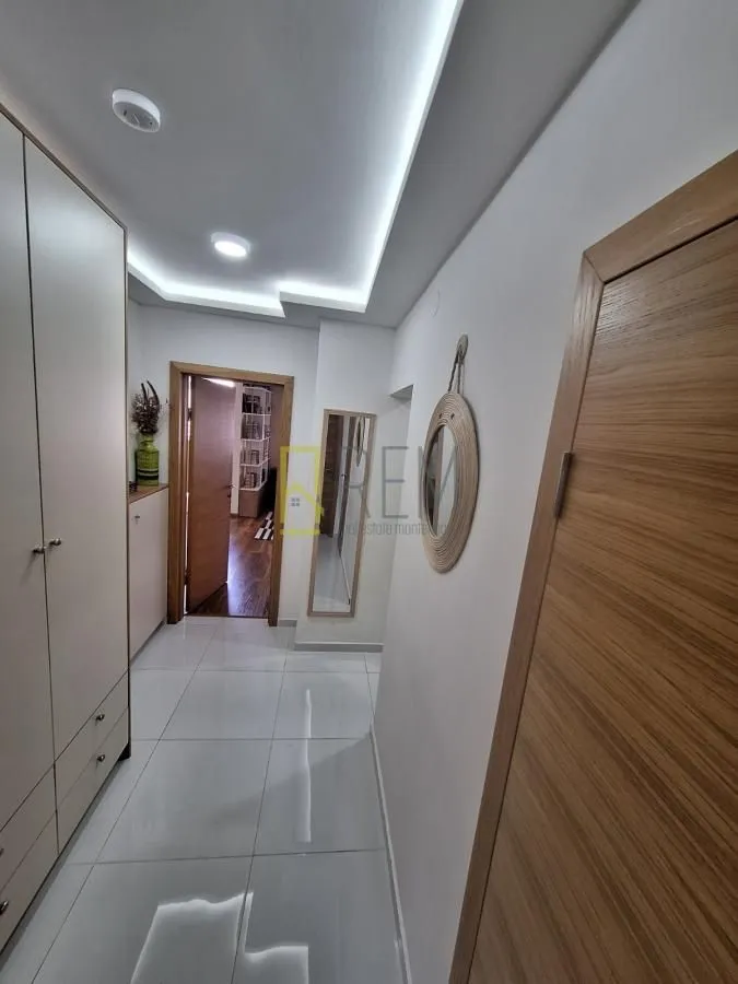 Prodaja, trosoban stan, 89m², Podgorica, Crna Gora