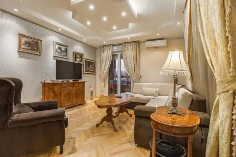 Izdavanje, dvosoban stan, 74m², Ljubović, Podgorica - image 15