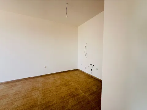Sale, one bedroom apartment, 47m², Pinješ, Ulcinj - image 5