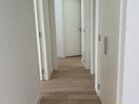 Izdavanje, trosoban stan, 80m², Savski Venac, Beograd - image 12