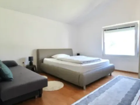 Izdavanje, trosoban stan, 130m², Čeluga, Bar - image 8