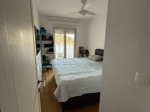 Prodaja, dvosoban stan, 72m², Centar, Bar - image 11