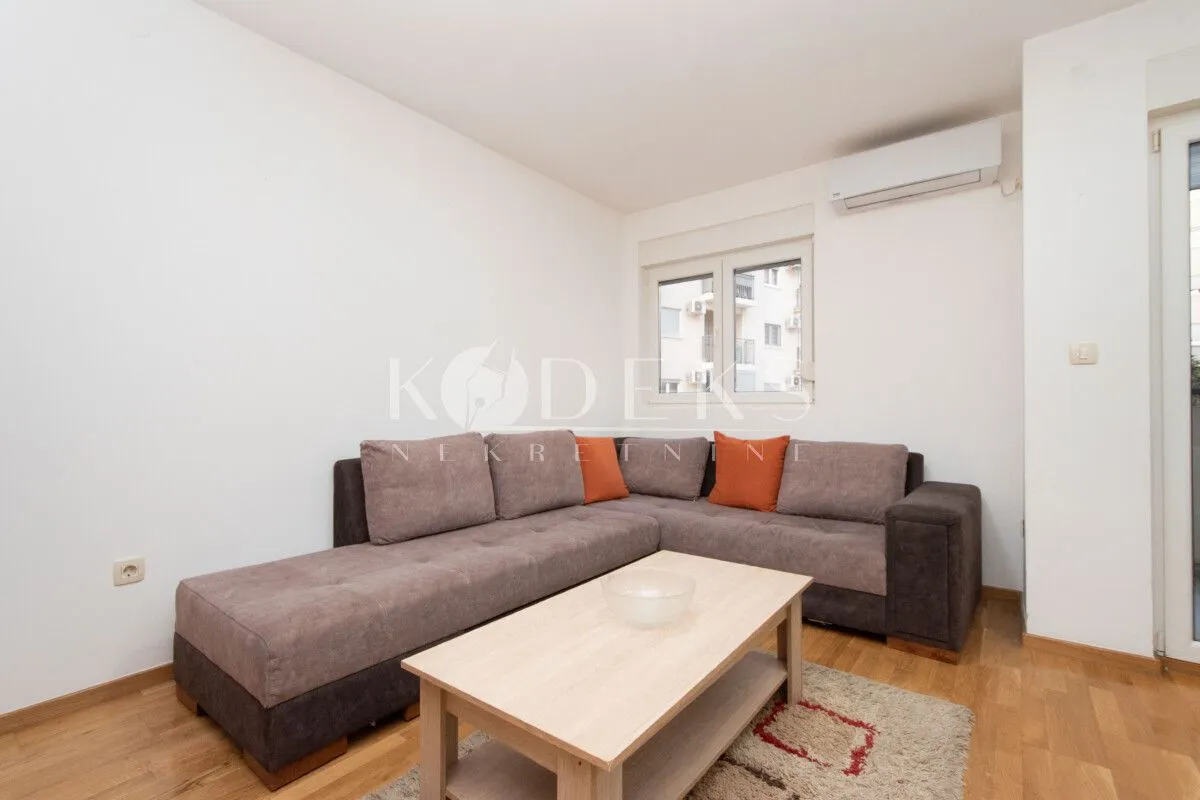 Rent, two bedroom apartment, 59m², City Kej, Podgorica
