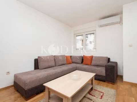 Rent, two bedroom apartment, 59m², City Kej, Podgorica - image 2